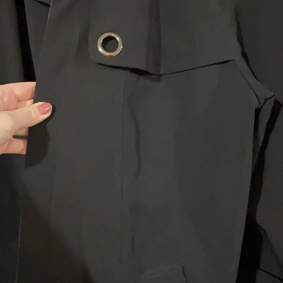 Women’s spring/fall jacket⭐️waterproof - Picture 2 of 13